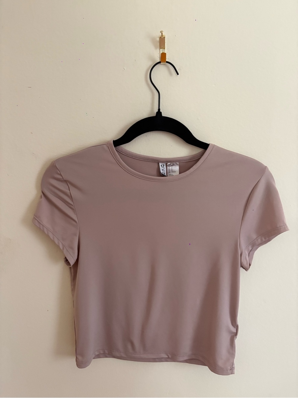 2 H&M CropTees
